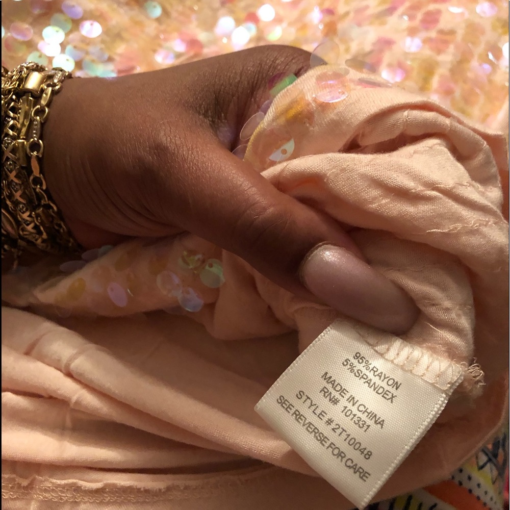 Tee - Picture 5 of 7